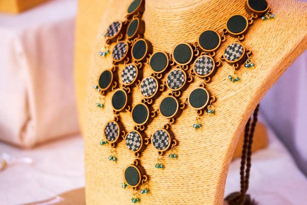 Indian Traditional jewellery displayed in a street shop for sale in Pune, Maharashtra. Indian art, Indian artificial jewelry.